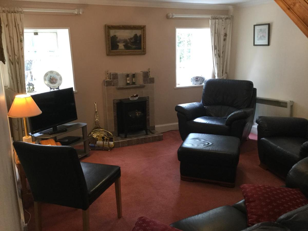 Three-Bedroom Old Cottage Free Parking Inverness Exterior foto